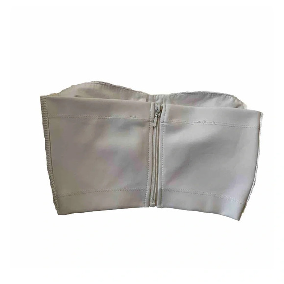 White Women’s Top Shop Textured Cropped Bandeau Zippered Top Sz 2 XS Topshop - Picture 2 of 5